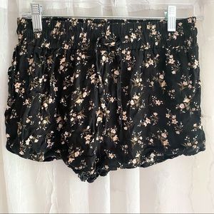 AE American Eagle Soft and Comfy Floral Shorts